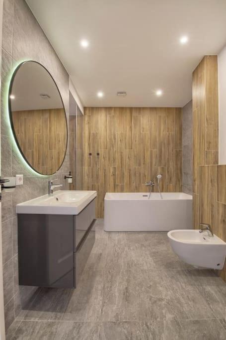 Cosy 3 Room Apartment. Вільнюс Екстер'єр фото